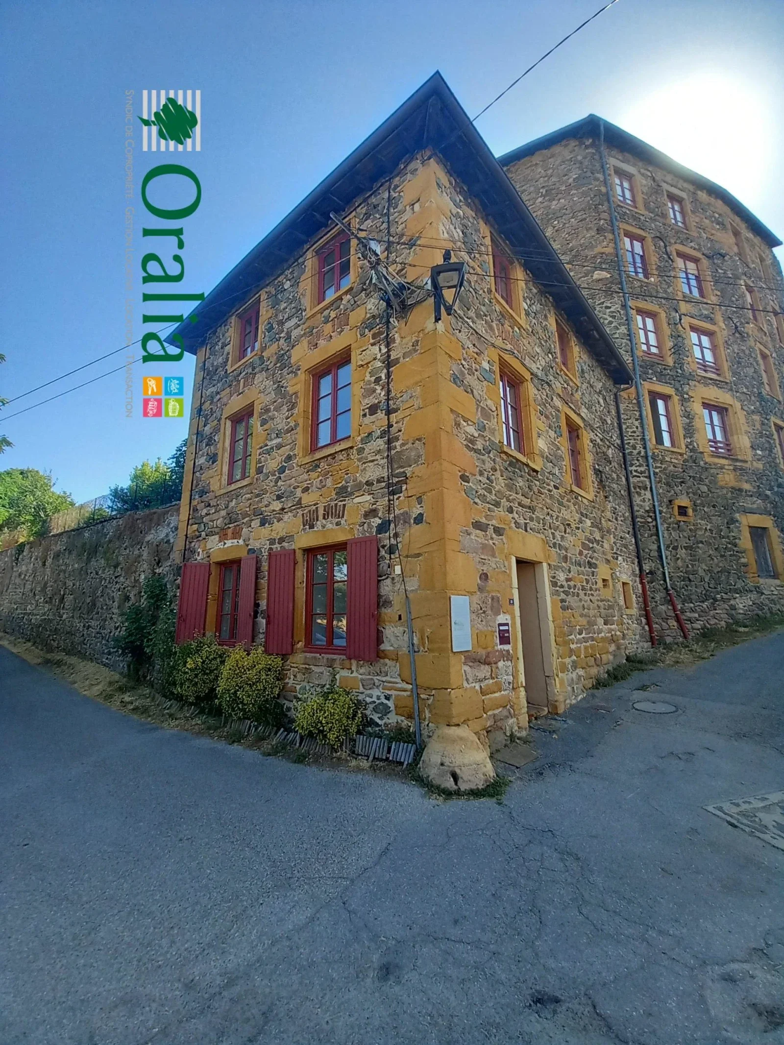 Maison Montée du Château à Sain-Bel