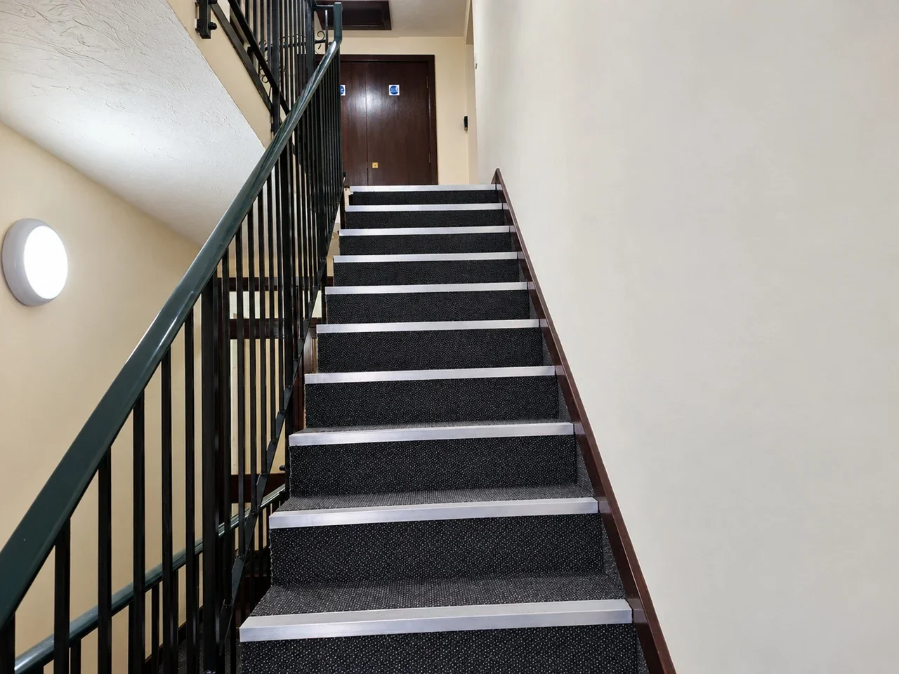 Flat Verbena Close in Greater London