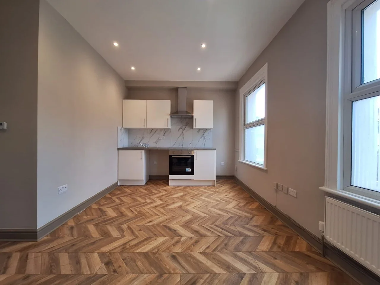House Sperling Road in Greater London