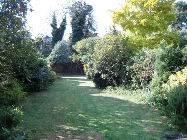 House Dyne Road in Greater London