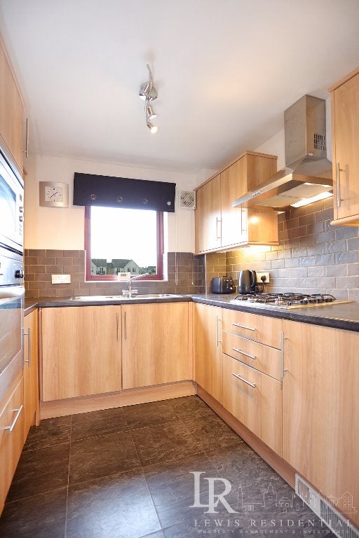 Flat Gylemuir Road in City of Edinburgh