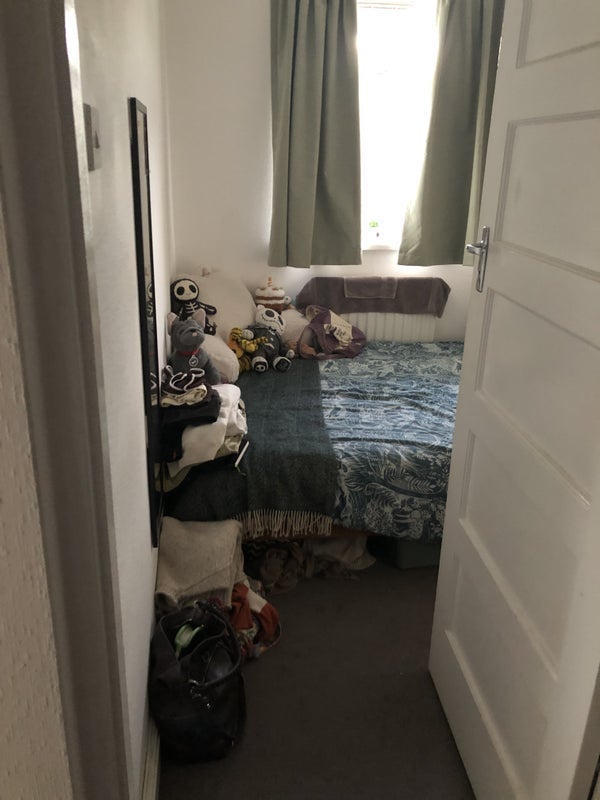 Room Middle Lane in Greater London