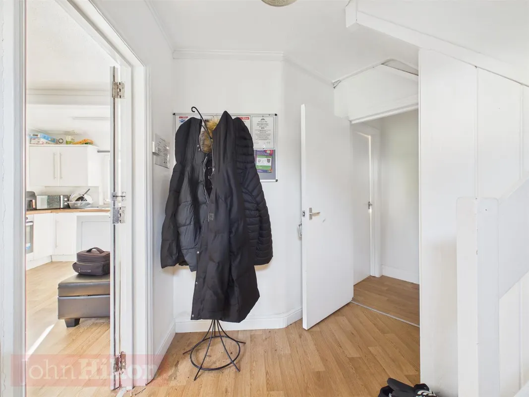 Flat Barcombe Road in Brighton