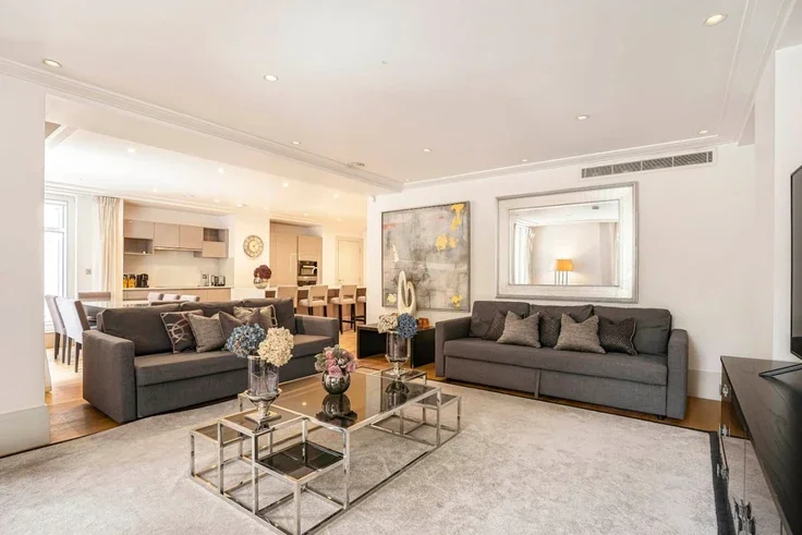 Flat Park Lane in City of Westminster
