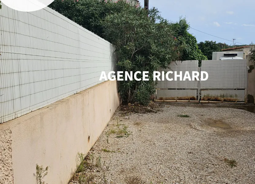 Flat Avenue Laënnec in Six-Fours-les-Plages
