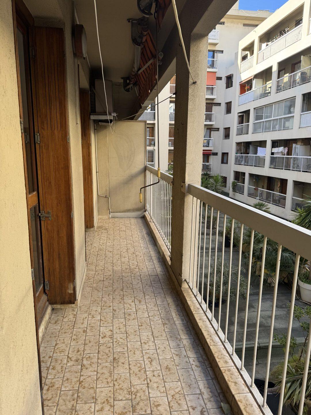 Flat Rue Blanche in Marseille