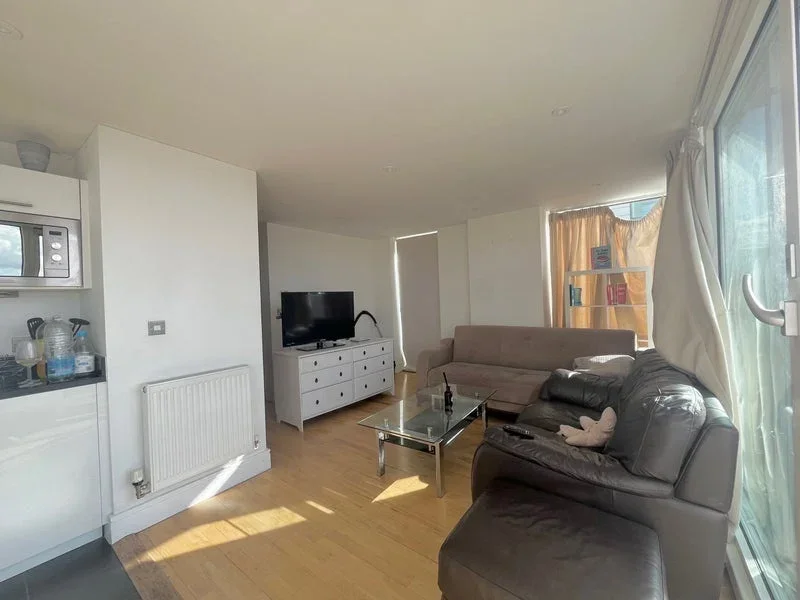 Flat Seager Place in Greater London
