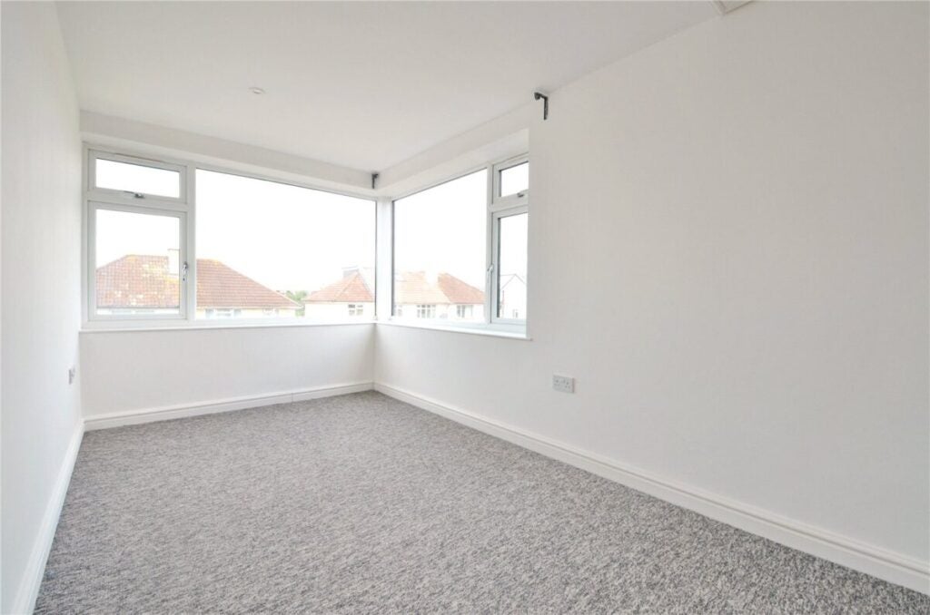 Flat Landseer Avenue in Bristol