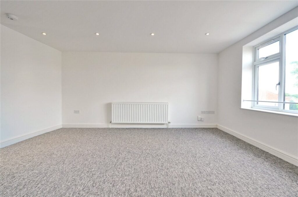 Flat Landseer Avenue in Bristol