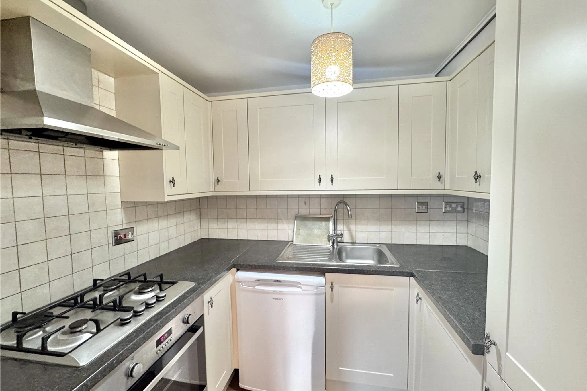 Flat Watling Street in Hertsmere