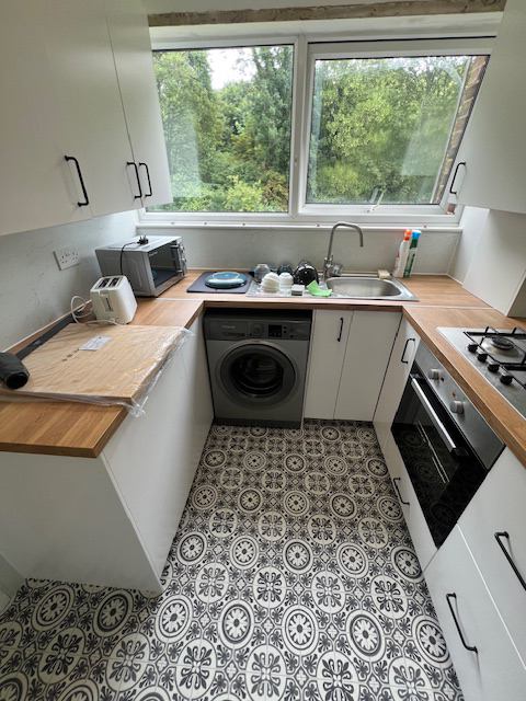 Flat Gledhow Court in Leeds