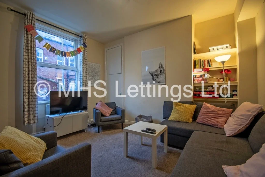 Room Back Norwood Place in Leeds