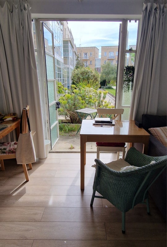 Room Northey Street in Greater London