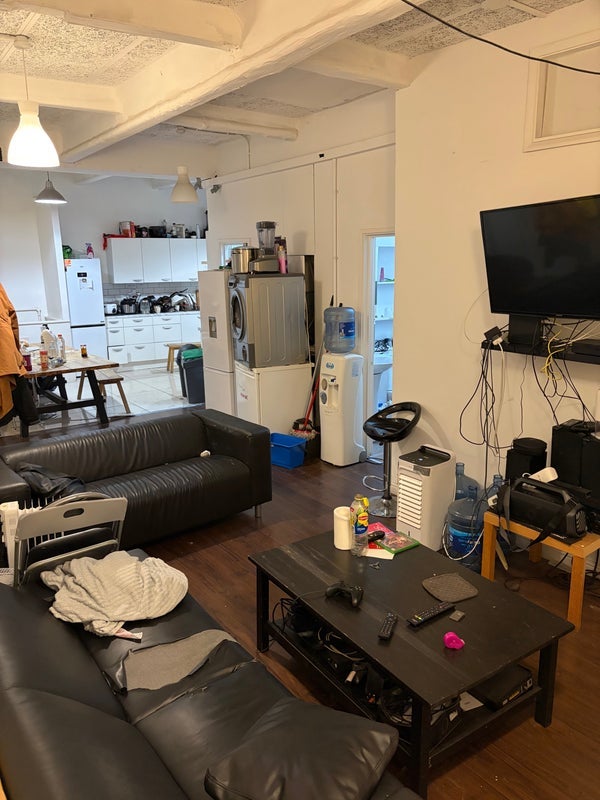 Room Roscoe Street in Greater London
