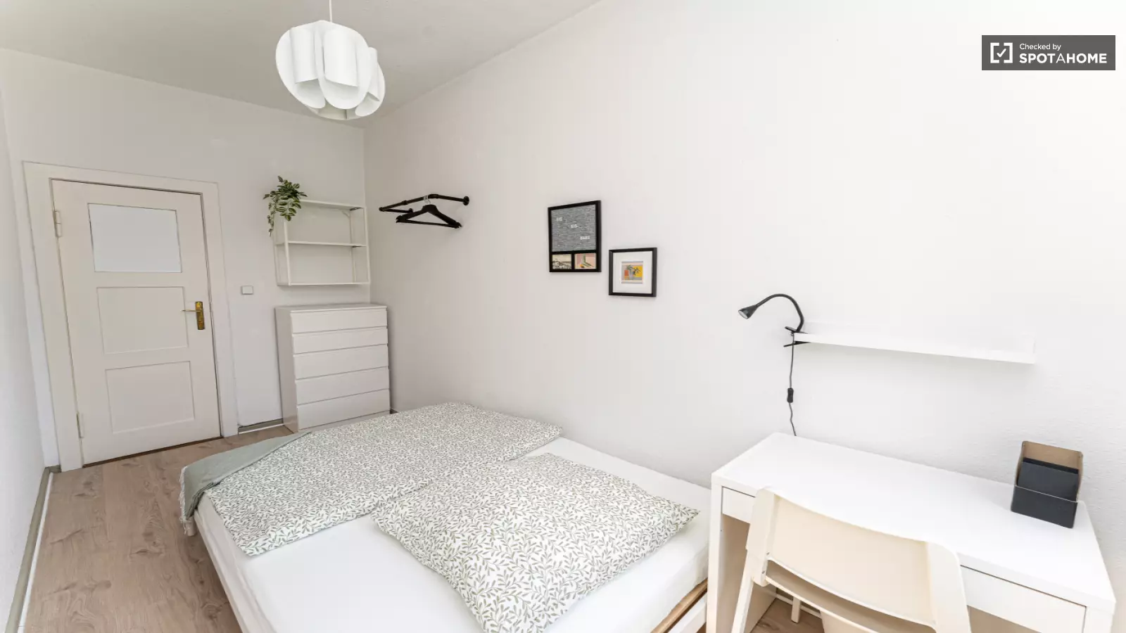 Wohnung Hohenzollerndamm in Berlin