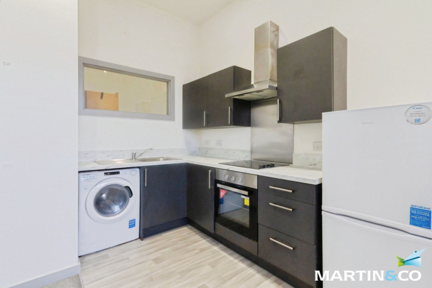 Flat Dudley Road in Brierley Hill