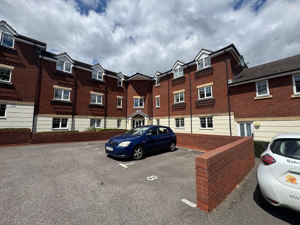 Flat Woodlands Grange in Bristol