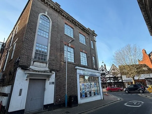 Flat East Street in Tonbridge and Malling
