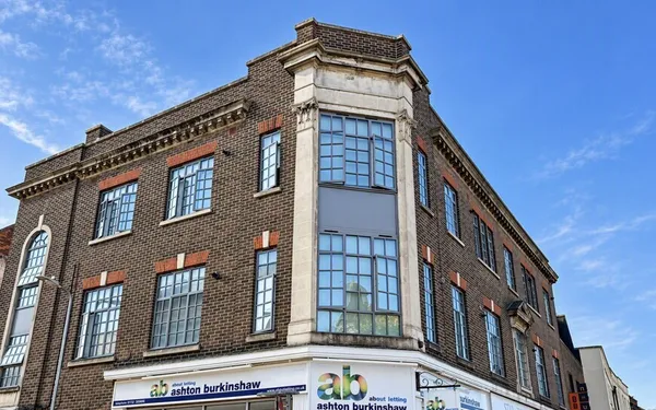 Flat East Street in Tonbridge and Malling