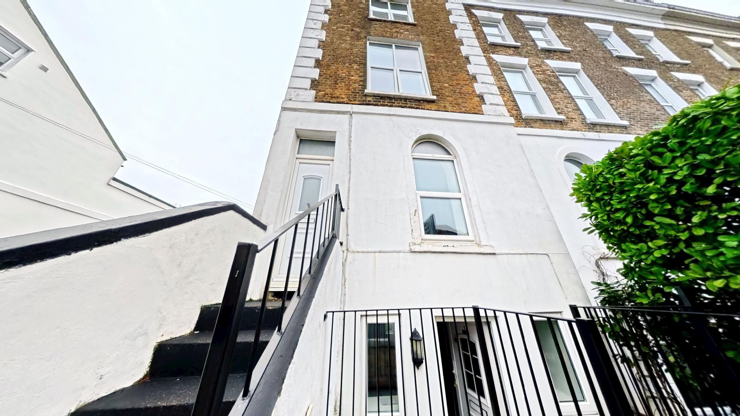 Flat Dover Road in Folkestone and Hythe District