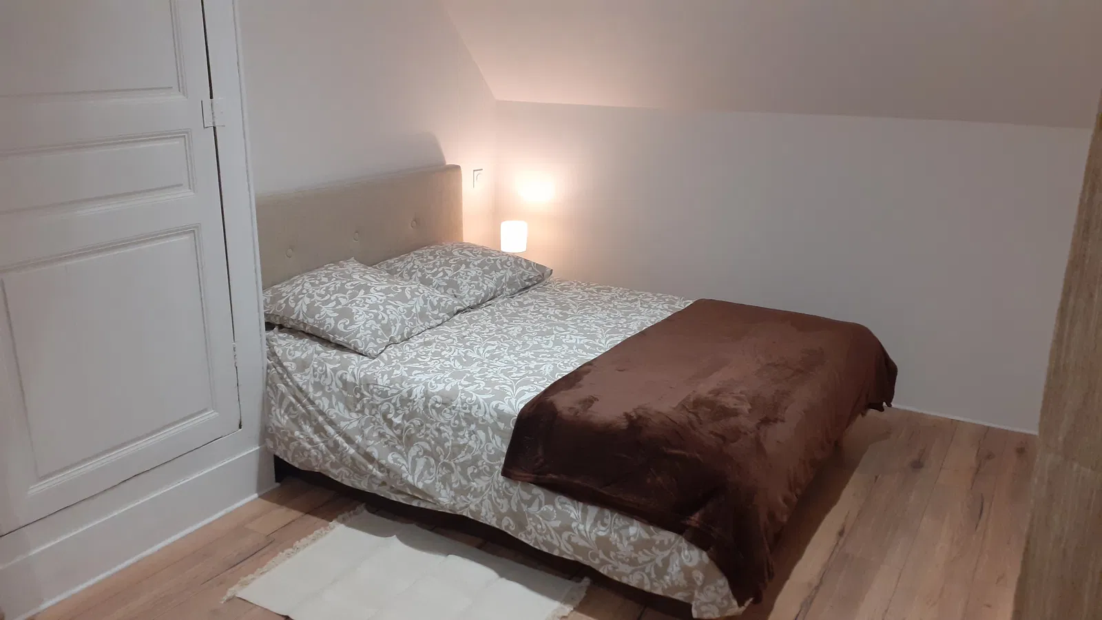 Chambre Rue Saint-Jacques à Montoire-sur-le-Loir
