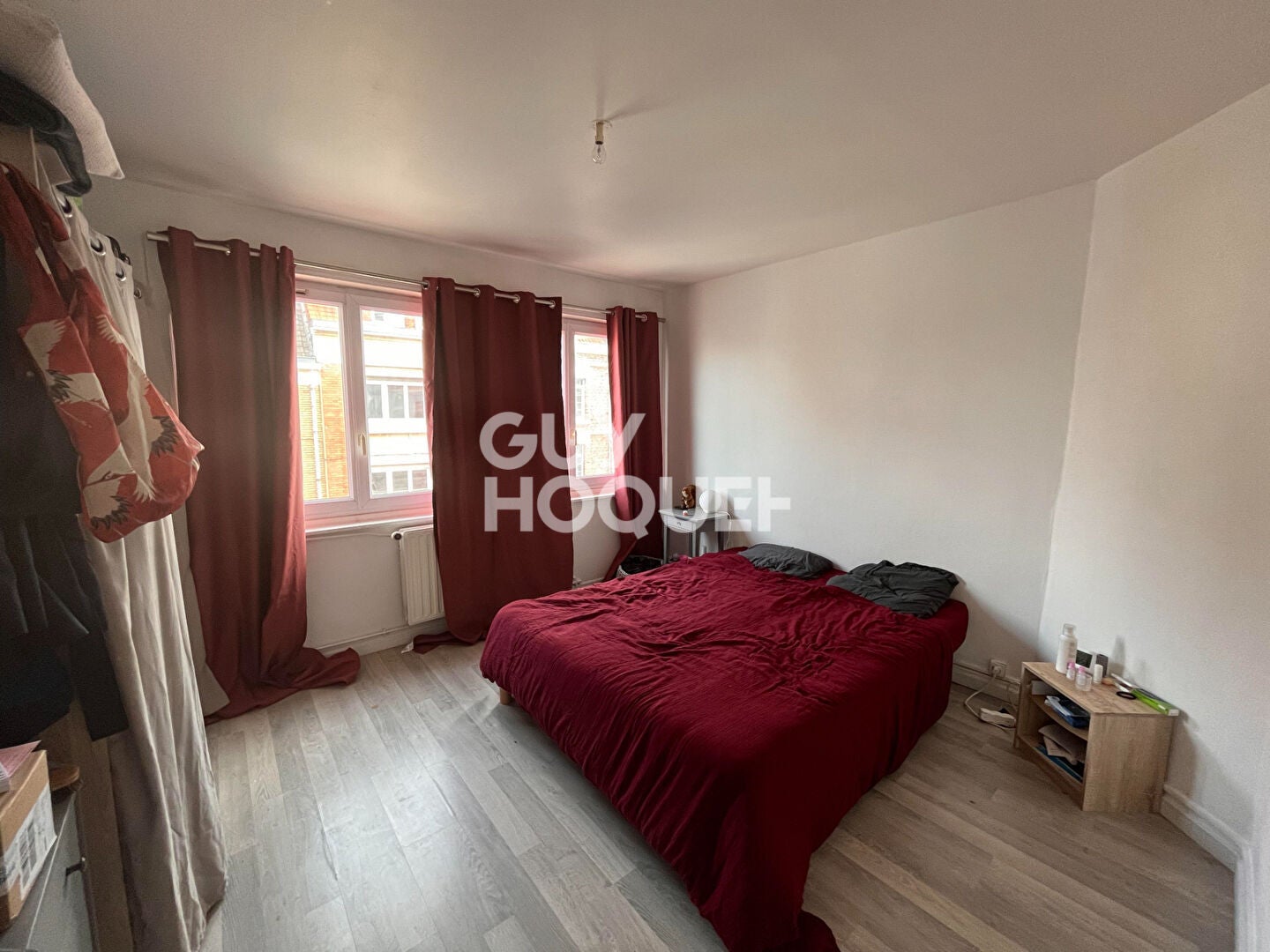 Flat Place d'Angleterre in Calais