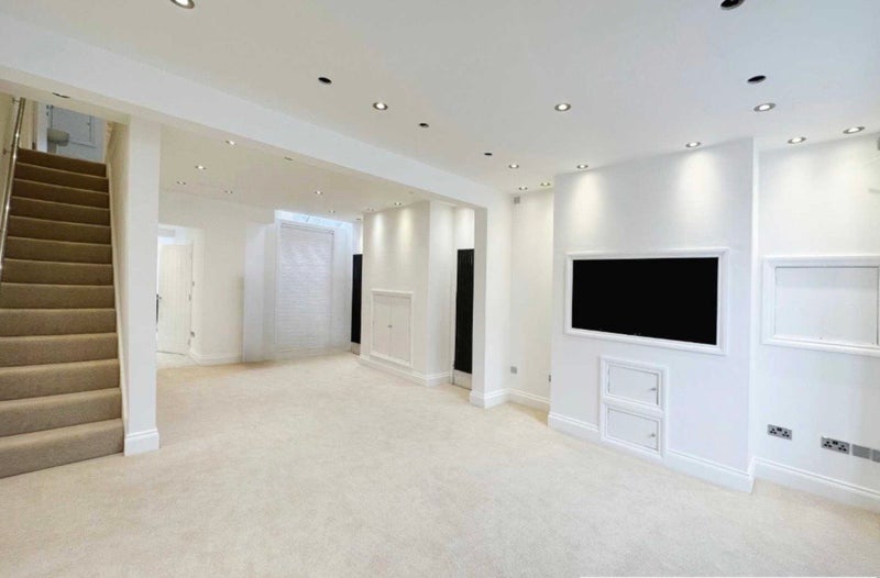 Room Haven Street in Salford