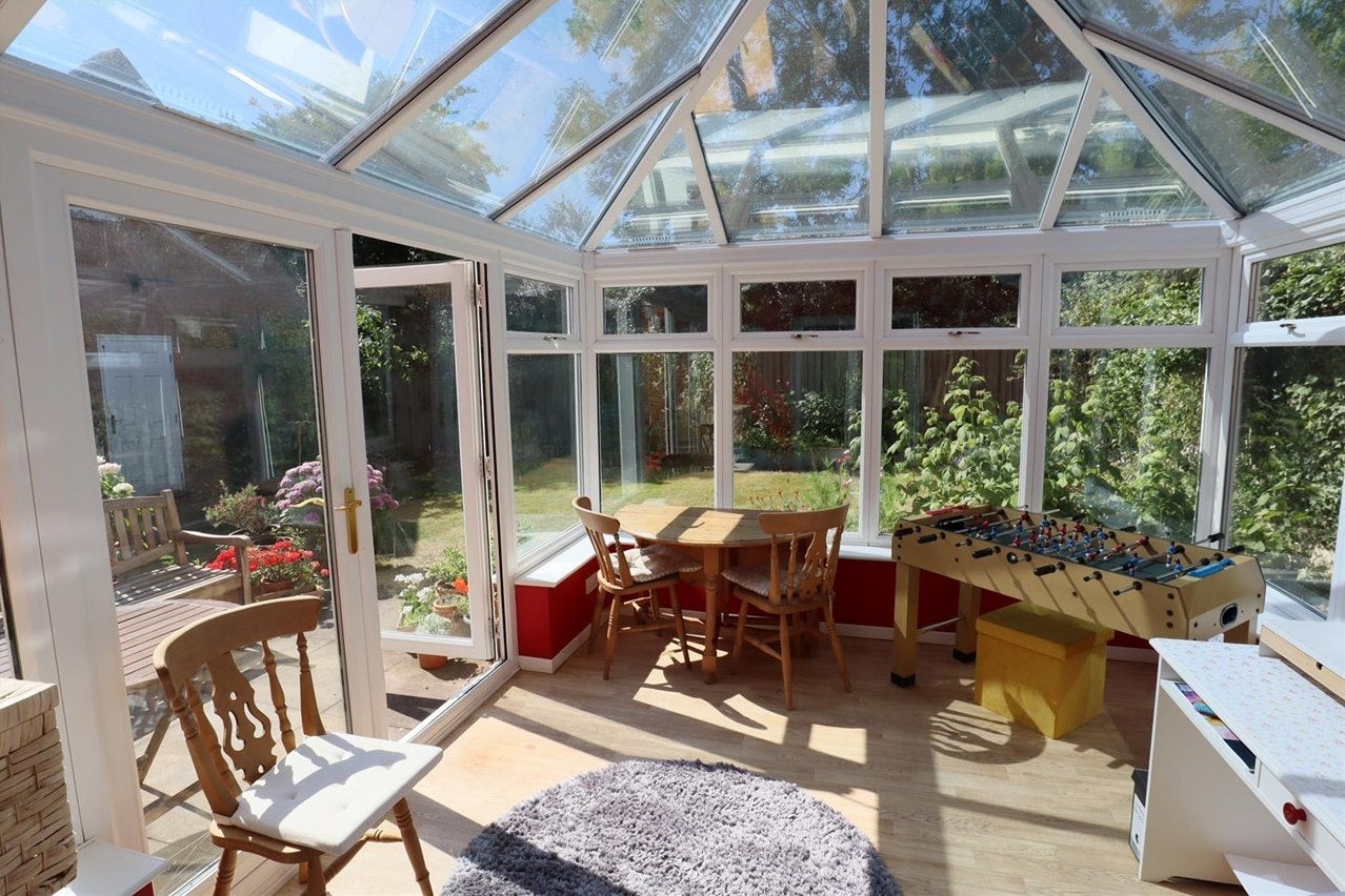House Barmstedt Close in Oakham