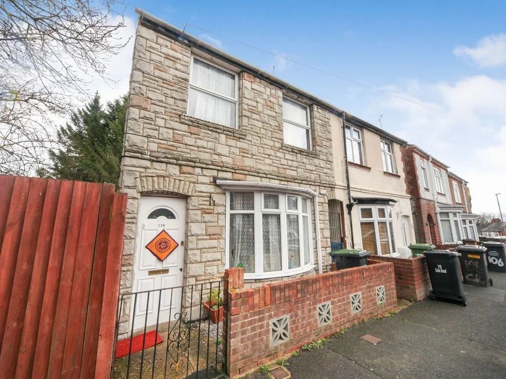 House Colin Road in Luton