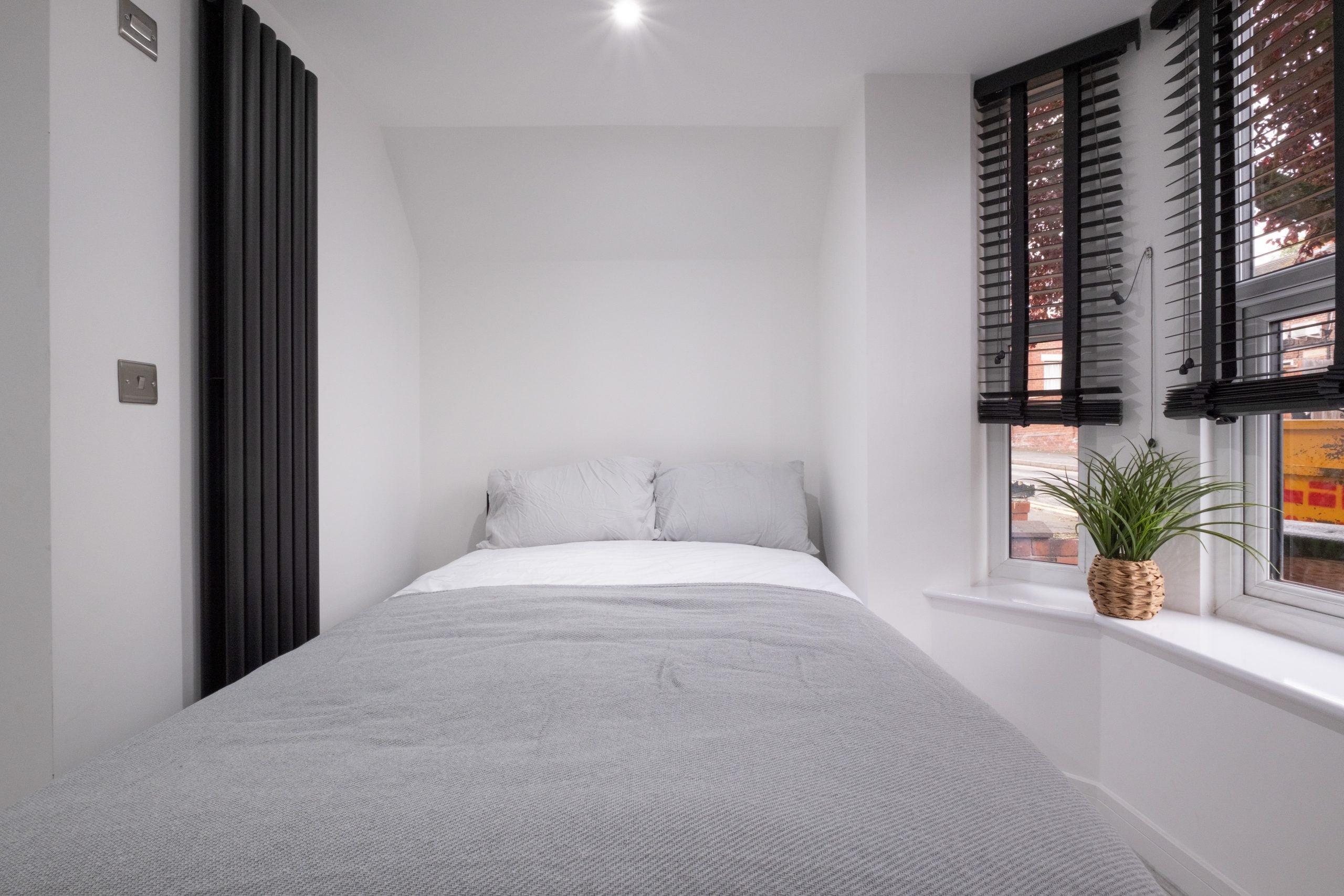 Room Whitehall Grove in Lincoln