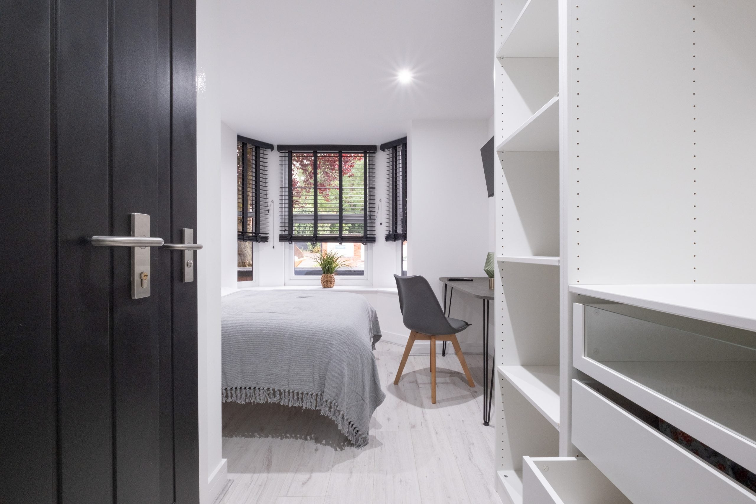 Room Whitehall Grove in Lincoln