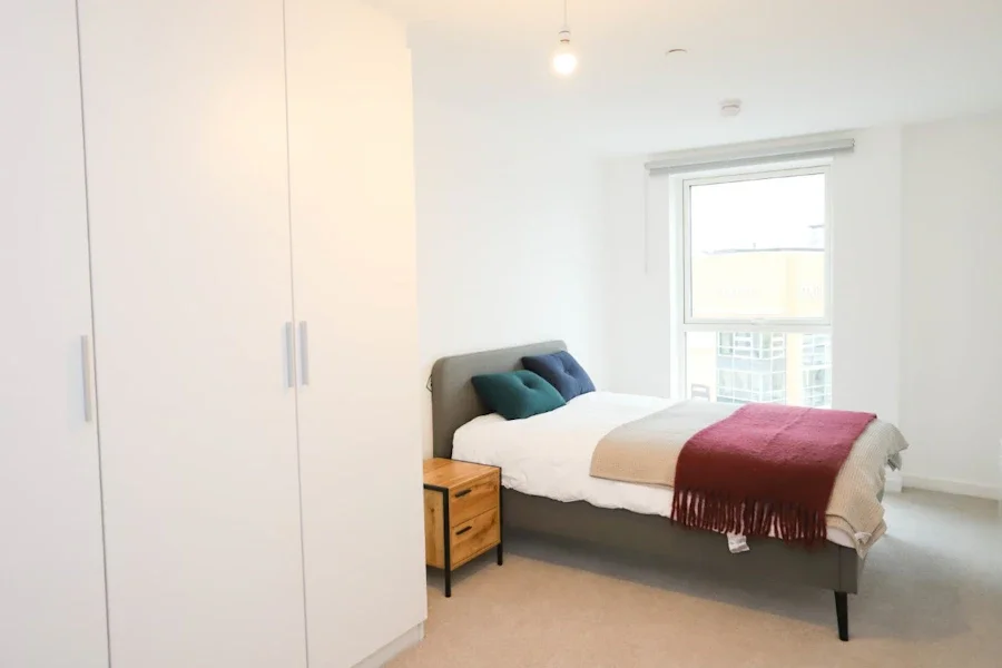 Flat Clippers Quay in Salford