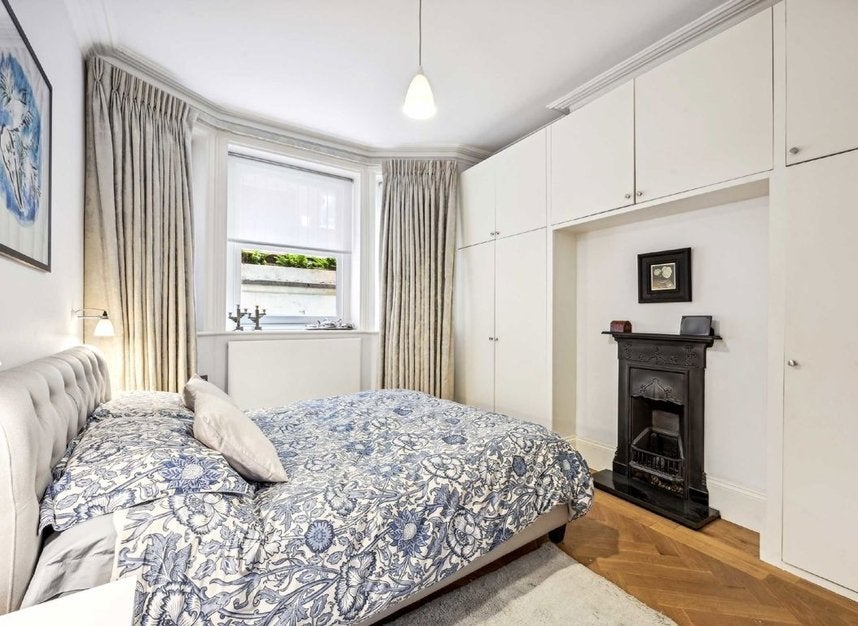 Flat Wilfred Street in City of Westminster