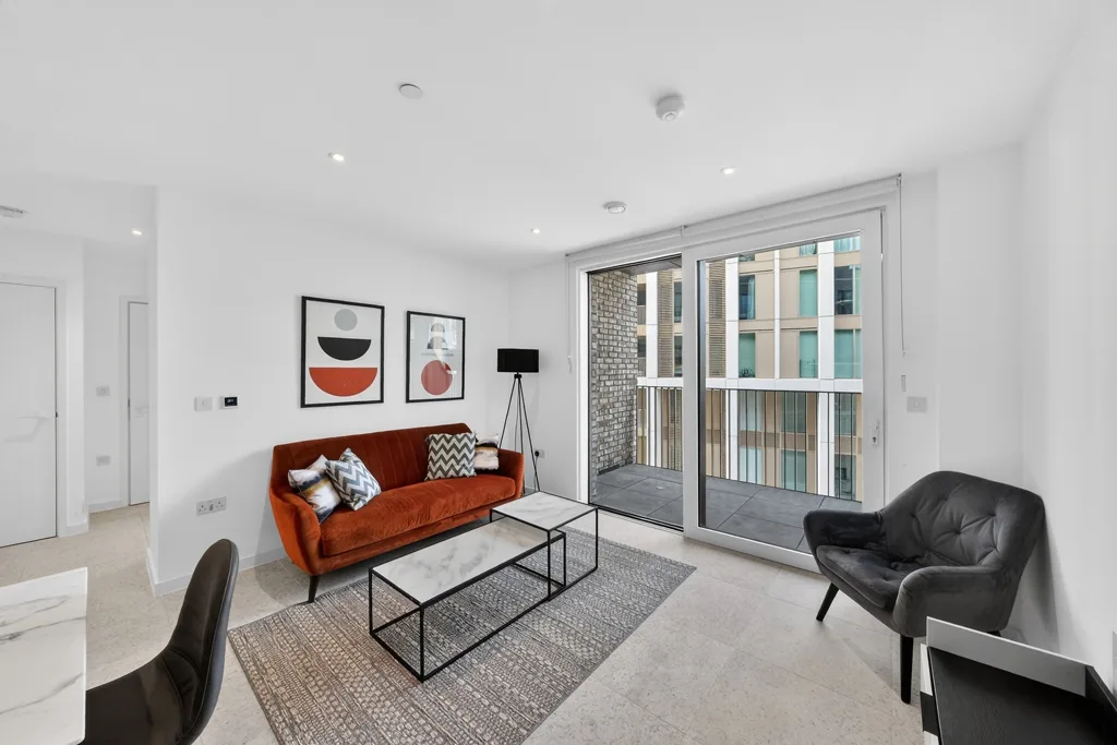Flat Sidney Street in Greater London