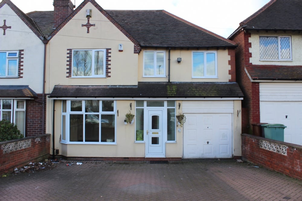 House Delves Road in Walsall