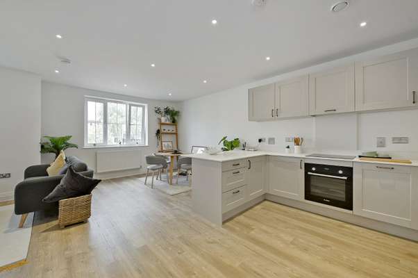 Flat New Road in Winkfield