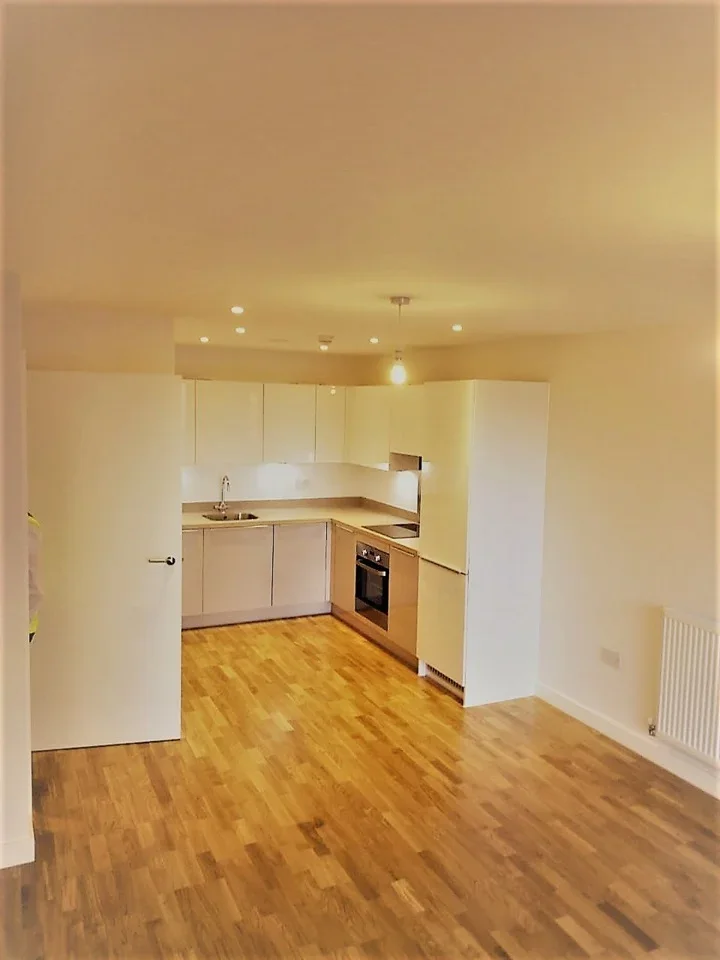 Flat Windsor Road in Slough