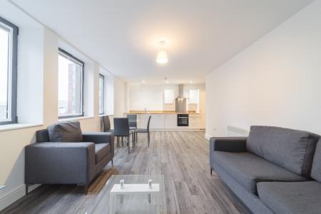 Flat Surrey Street in Sheffield