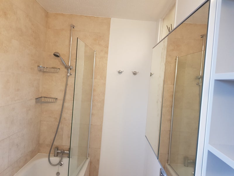 Room Burcham Street in Greater London