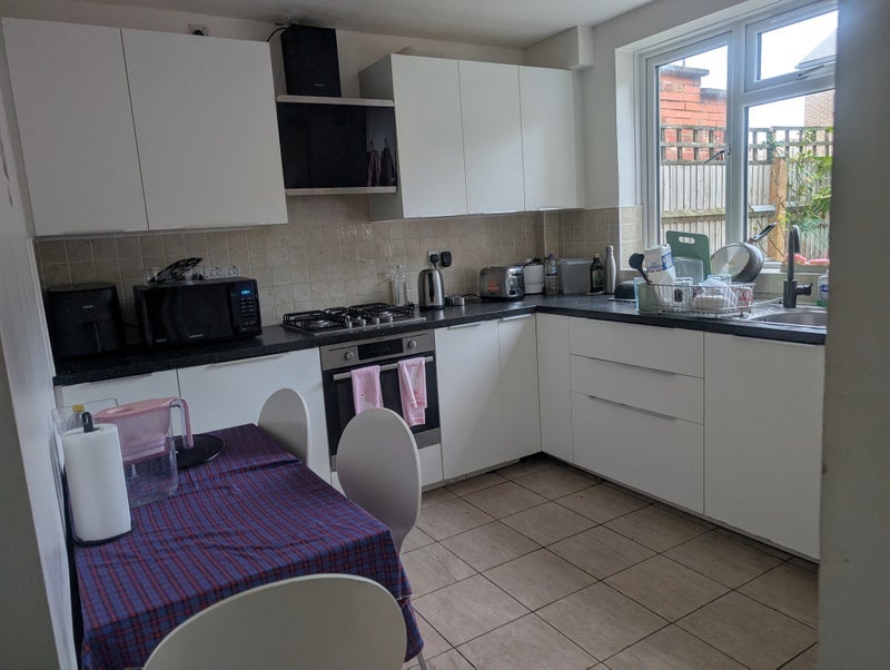 Room Belmont Park in Greater London