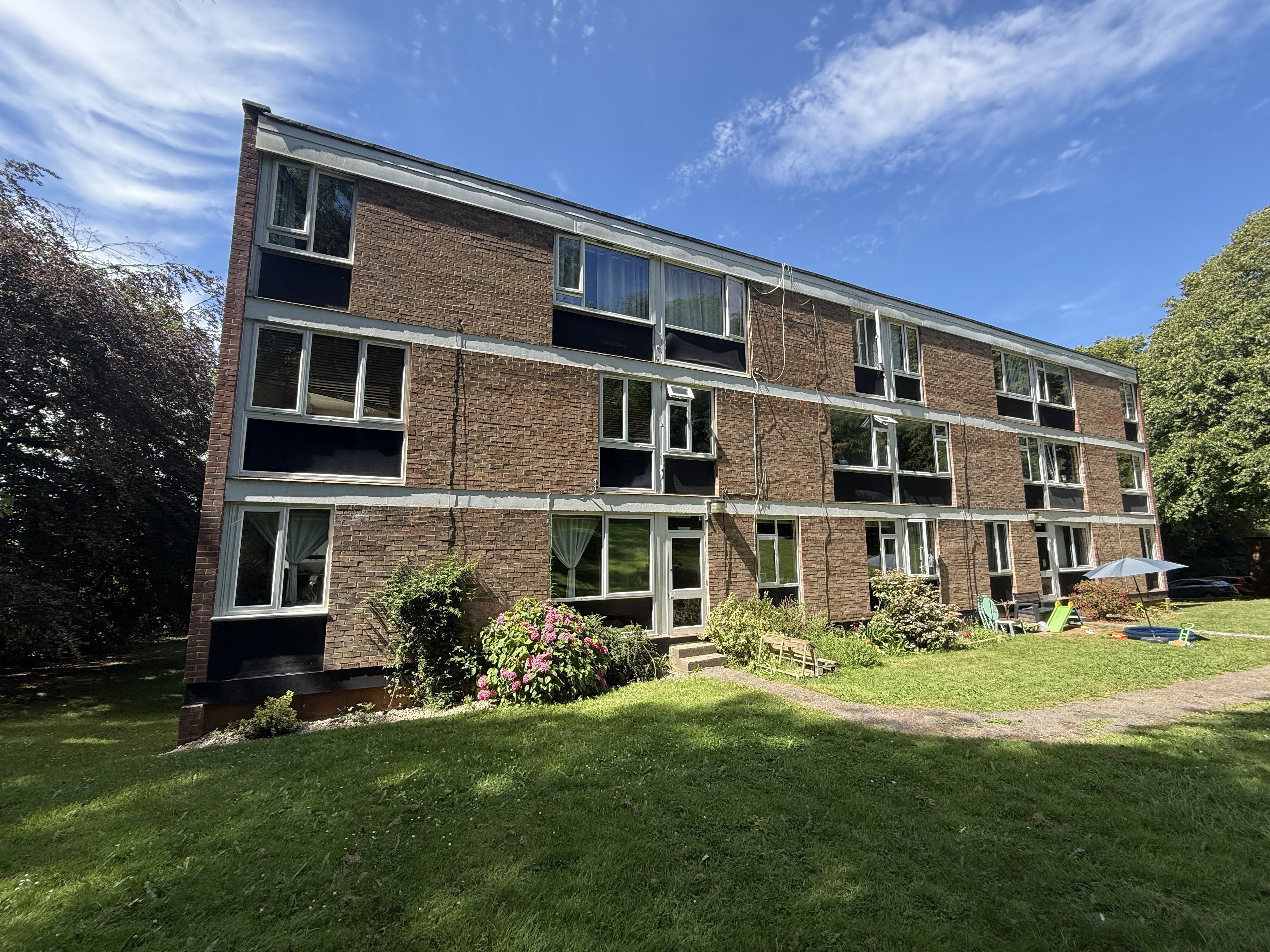 Flat Westacre Close in Bristol