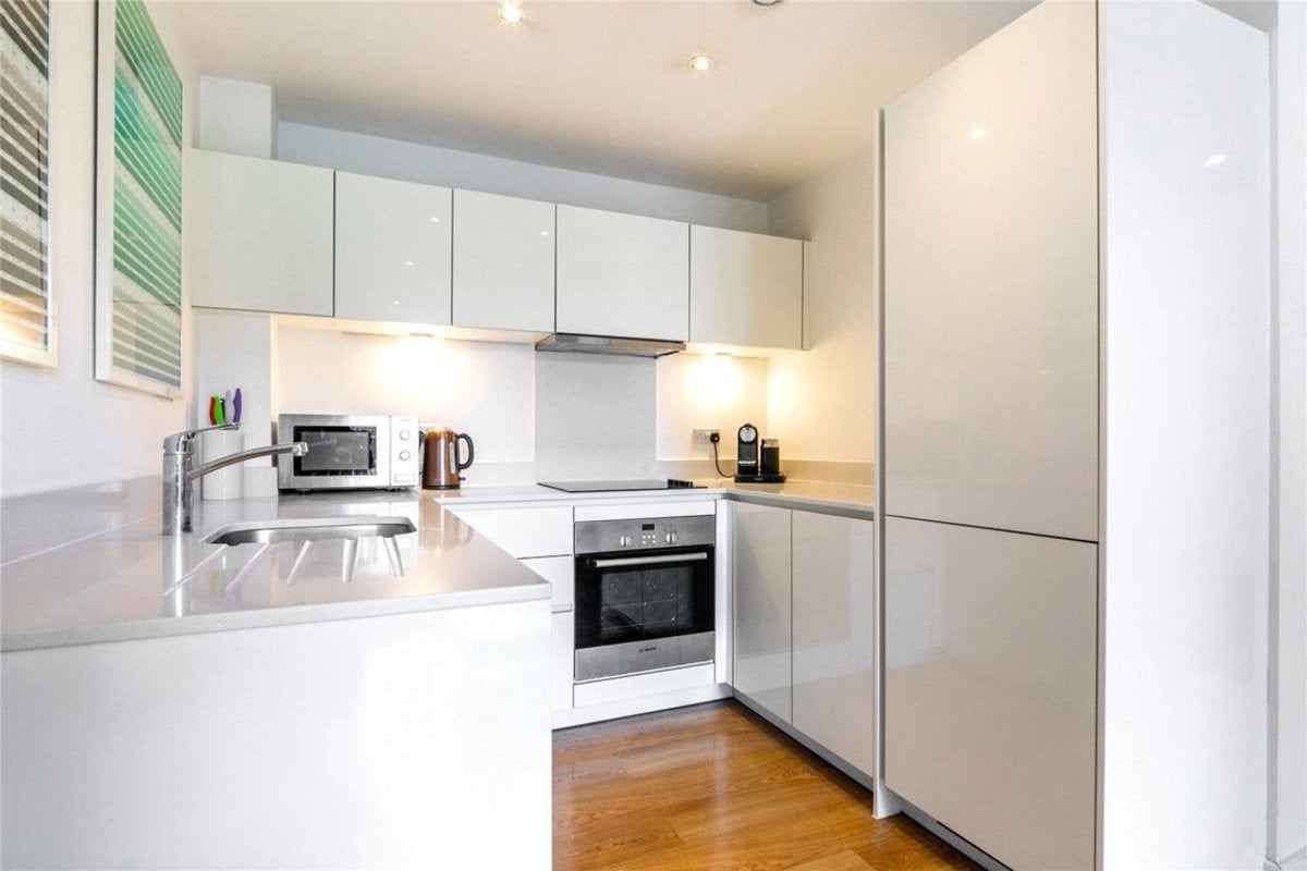 Flat Voysey Square in Greater London