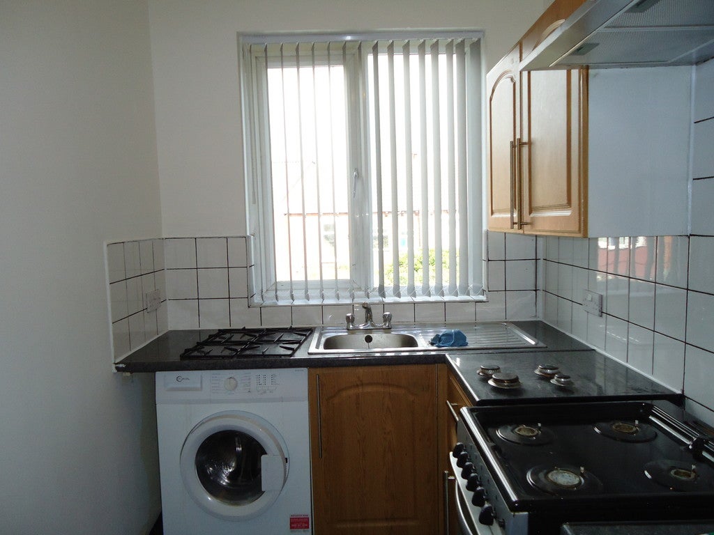 Flat Barnsley Road in Wakefield