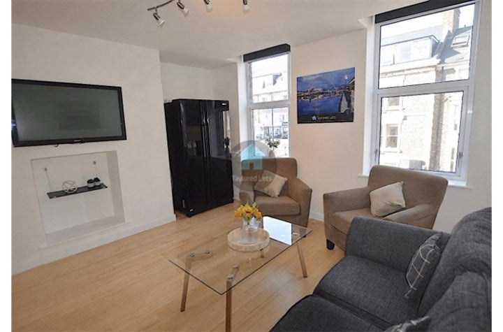 Flat Portland Terrace in Newcastle upon Tyne