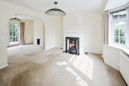 House Ernsford Close in Metropolitan Borough of Solihull
