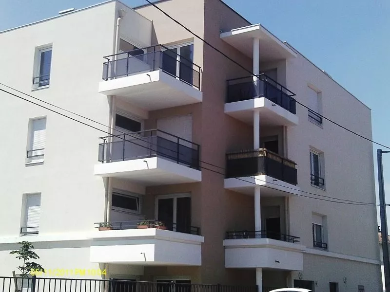 Flat Sentier de Feuilly in Saint-Priest
