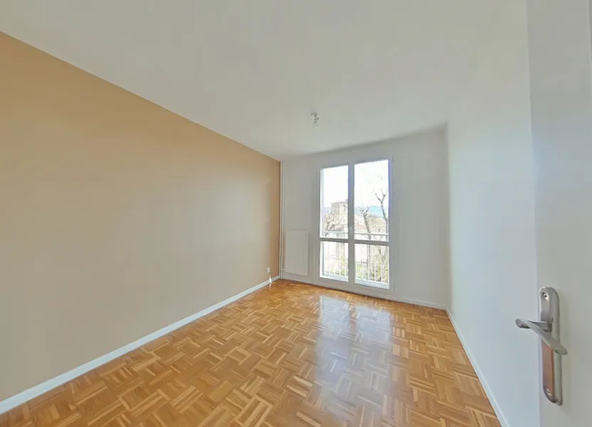Appartement Place des Terreaux à Romans-sur-Isère