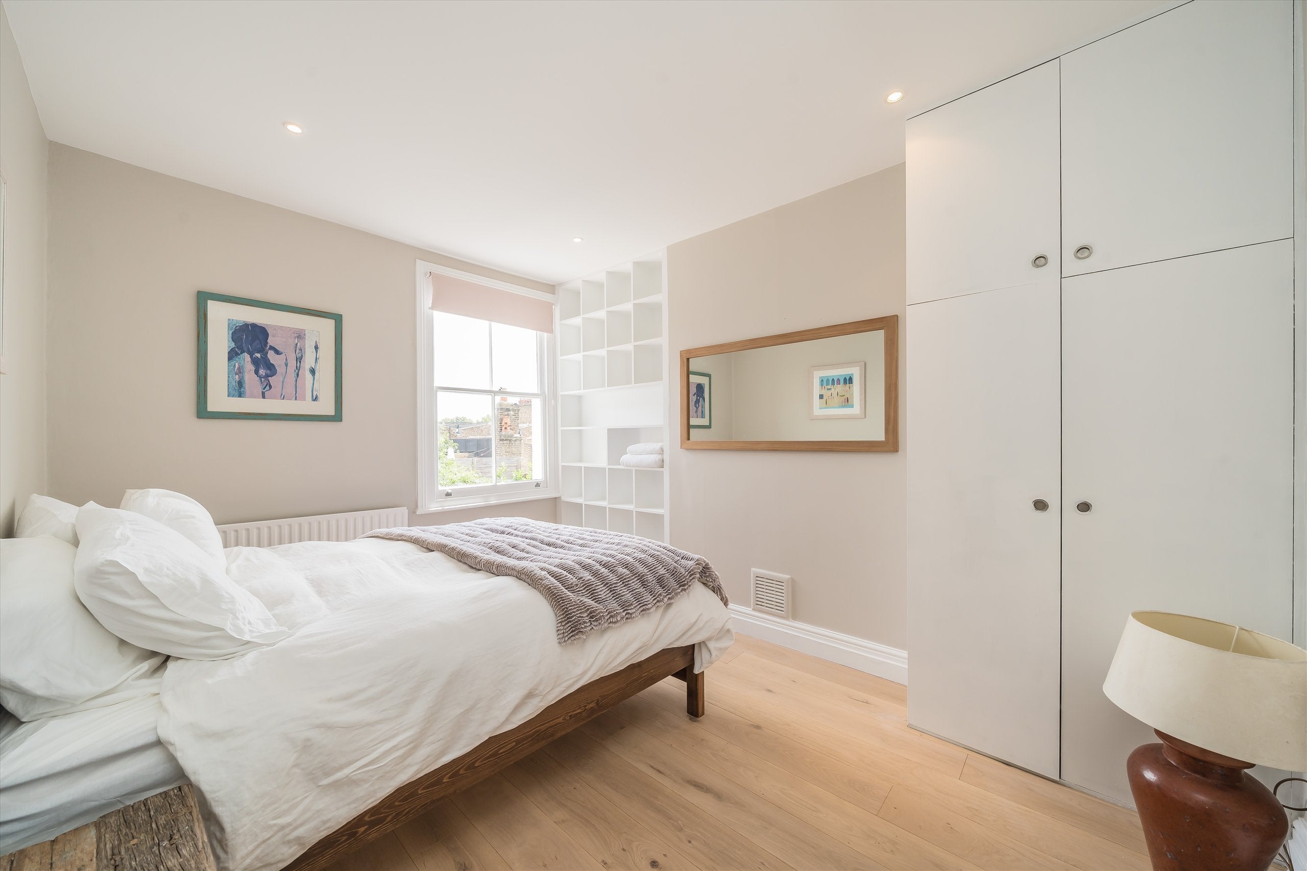 Flat Saltram Crescent in City of Westminster