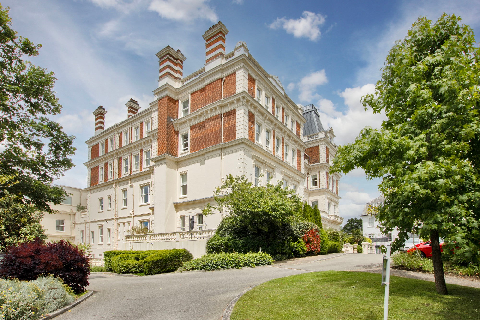 Flat Molyneux Park Road in Tunbridge Wells