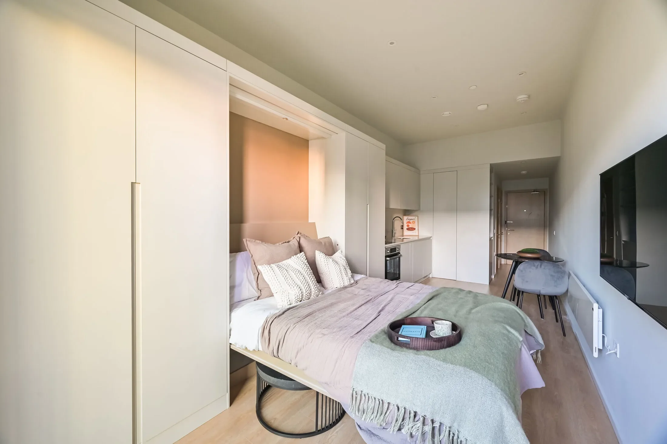Flat Selsdon Way in Greater London